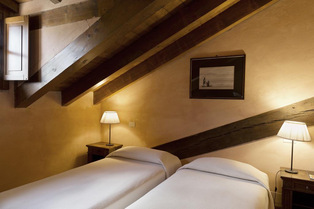 Dei Mai Intees Hotel 4*
