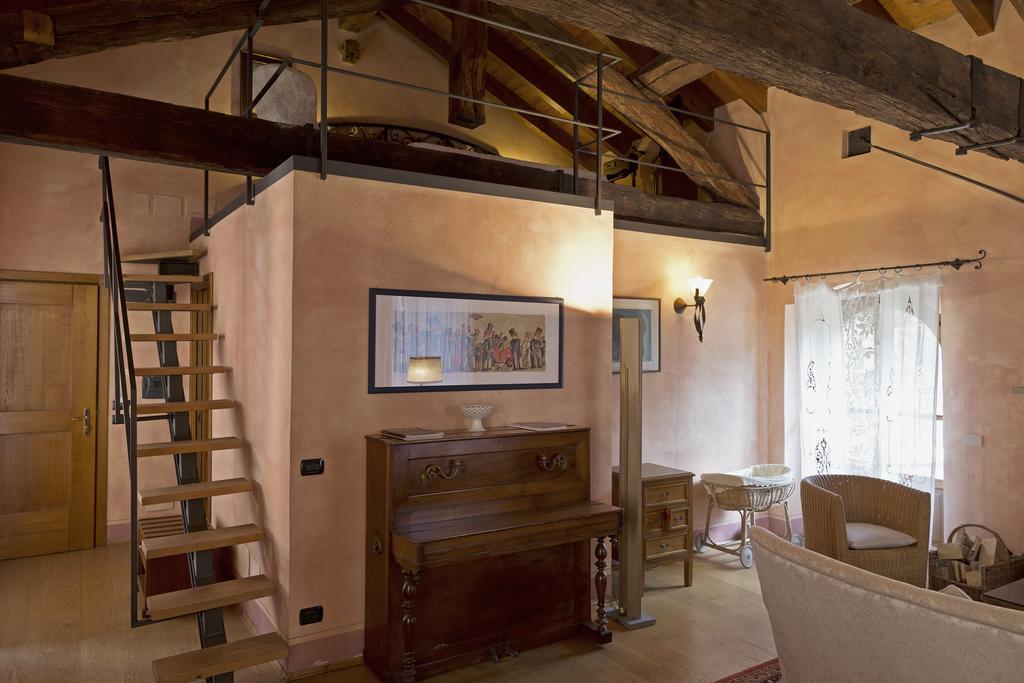 Hotel Dei Mai Intees 4*