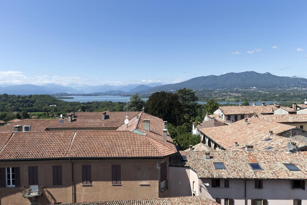 Hotel Dei Mai Intees Azzate